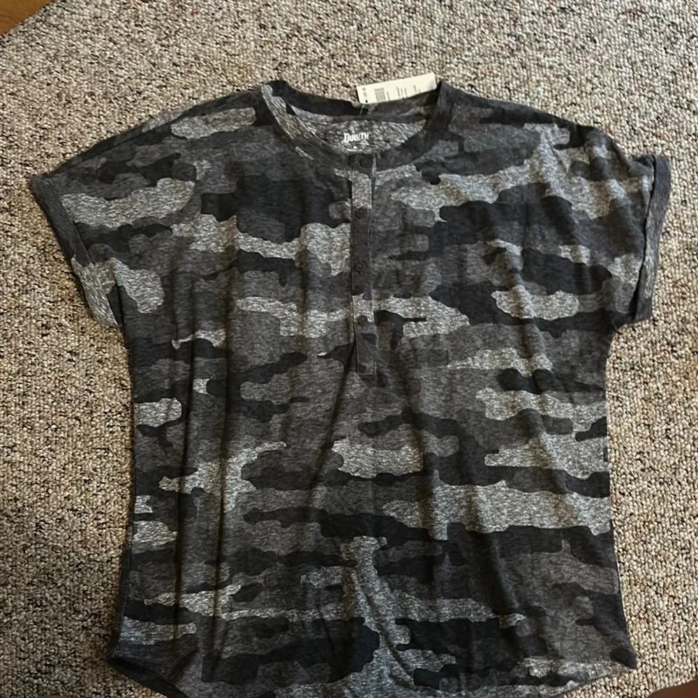 Duluth Trading Co Camo Short Sleeve Tee - Black and Gray - Picture 1 of 6